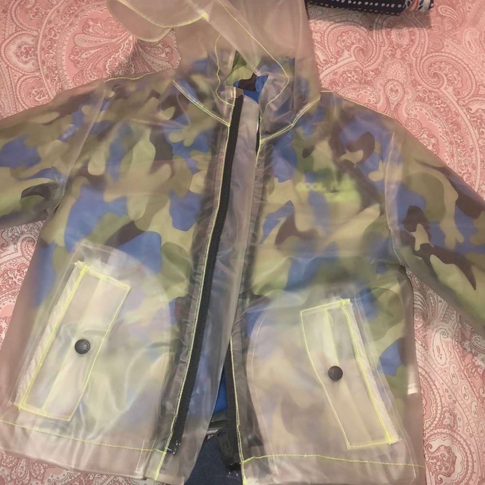 Zara 2 piece rain set Saturday sale ‼️‼️